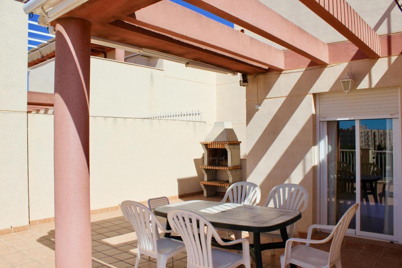 Espectacular Atico Con Parking Y Terraza Con Bbq Apartment Salobrena Luaran gambar