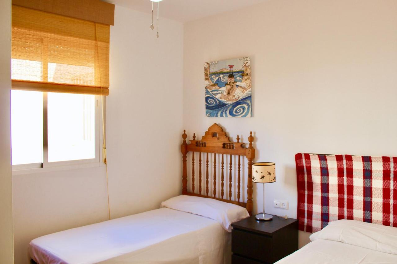 Espectacular Atico Con Parking Y Terraza Con Bbq Apartment Salobrena Luaran gambar