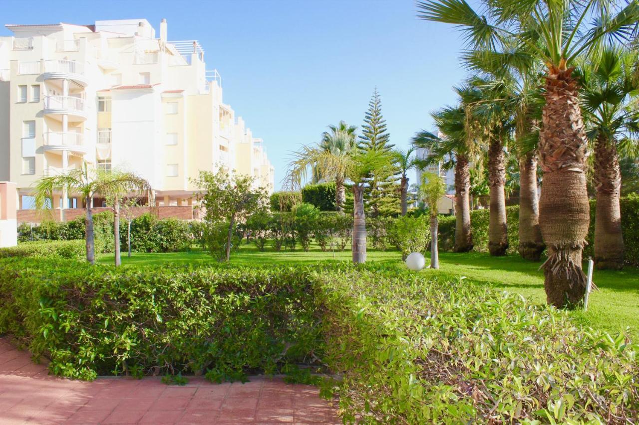 Espectacular Atico Con Parking Y Terraza Con Bbq Apartment Salobrena Luaran gambar