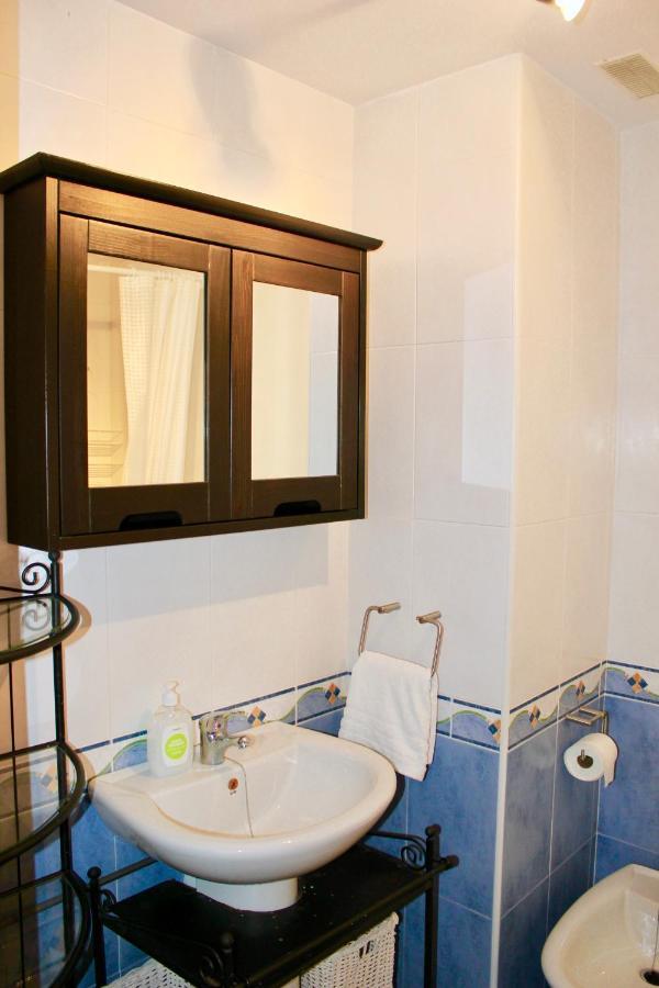 Espectacular Atico Con Parking Y Terraza Con Bbq Apartment Salobrena Luaran gambar