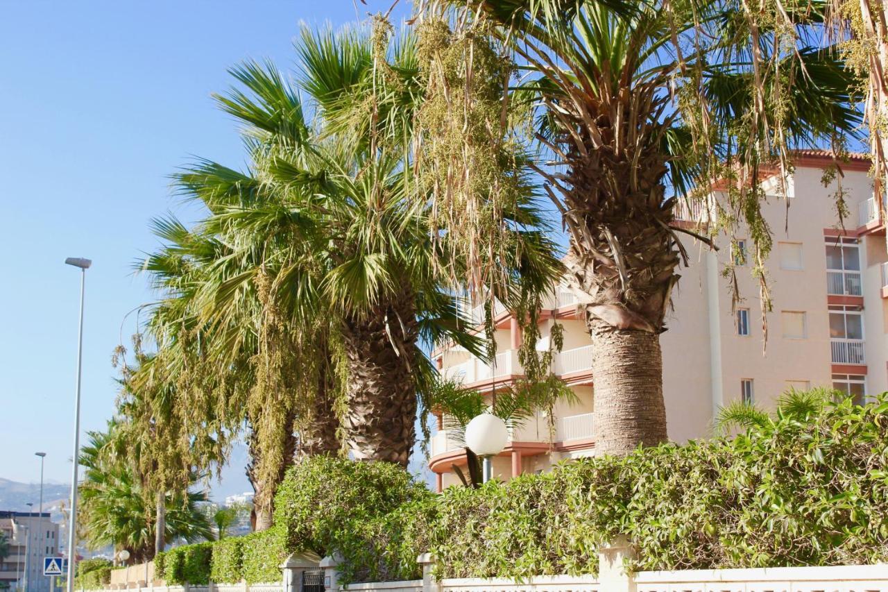 Espectacular Atico Con Parking Y Terraza Con Bbq Apartment Salobrena Luaran gambar